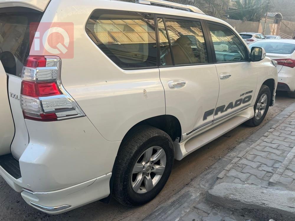 تۆیۆتا لاندكروزر پرادۆ